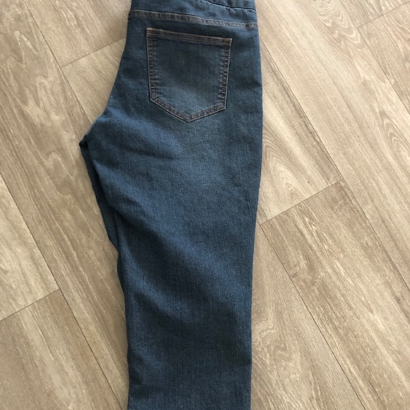 🕘 SOFT SURROUNDINGS JEAN SIZE SMALL - Picture 4 of 7